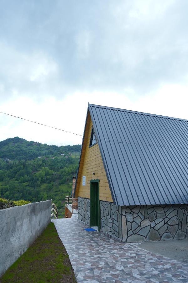 Puleri Suit Bungalow Camlihemsin Exterior photo